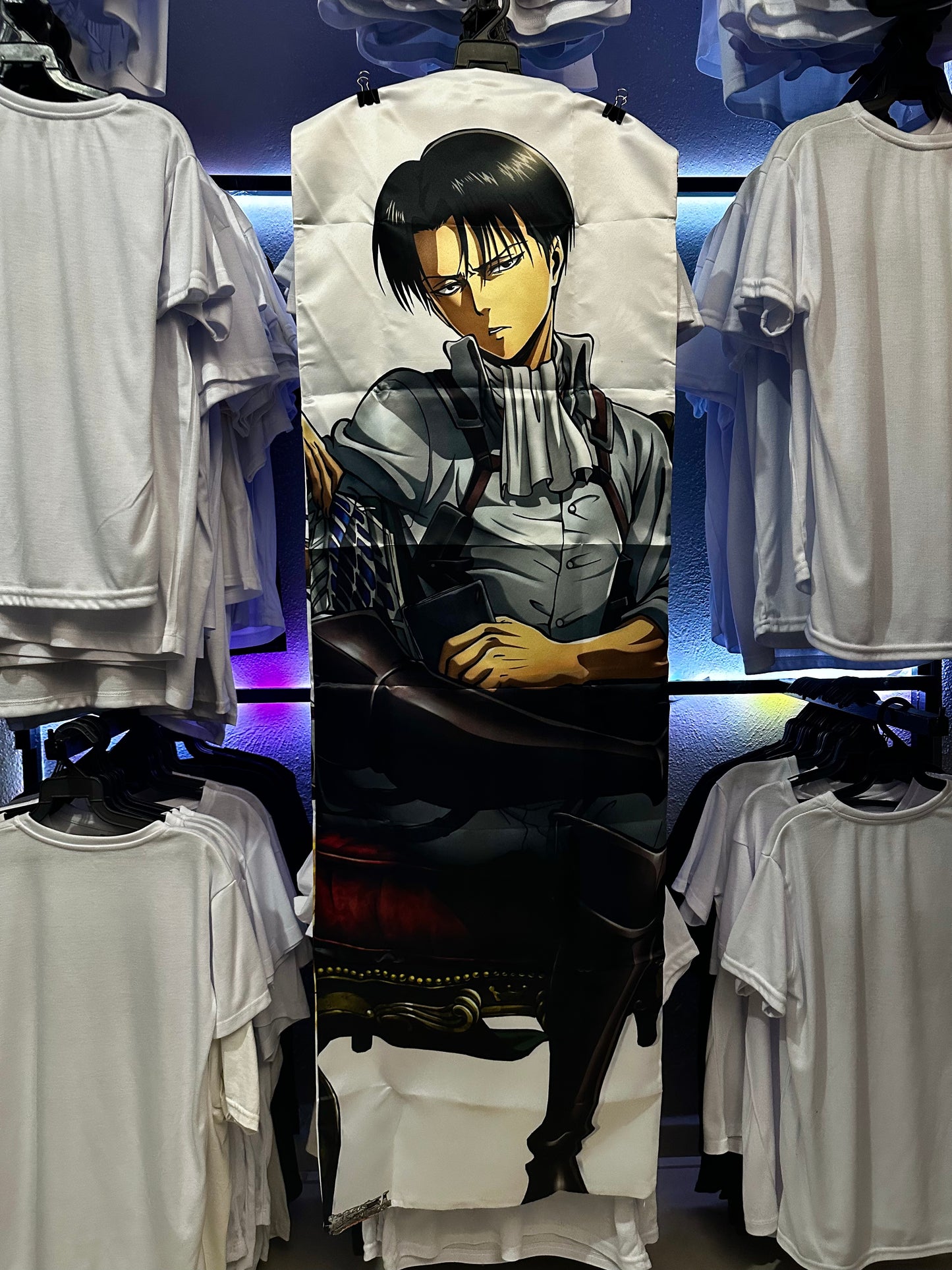 Dakimakura doble vista Shingeki No Kioyin Levi